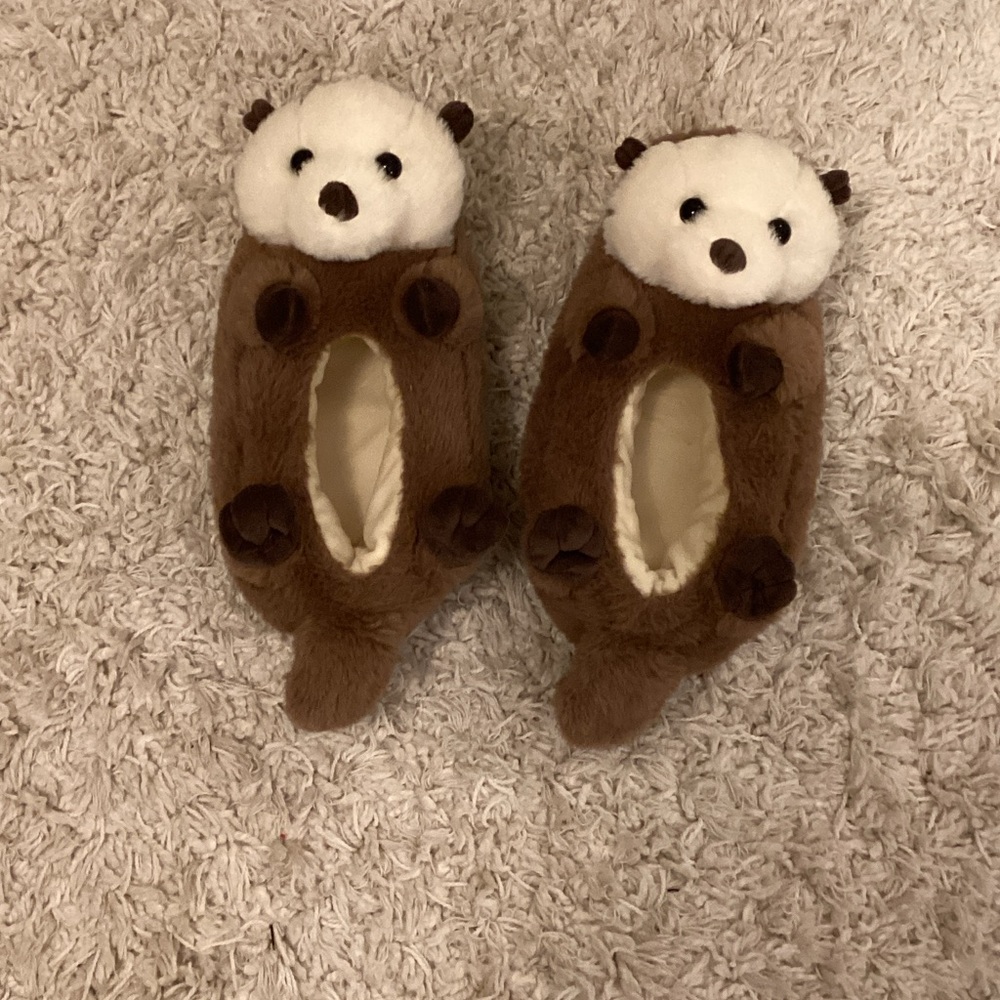 Cute Otter Slippers